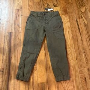 Banana Republic slim utility joggers NWT SZ 2 petite